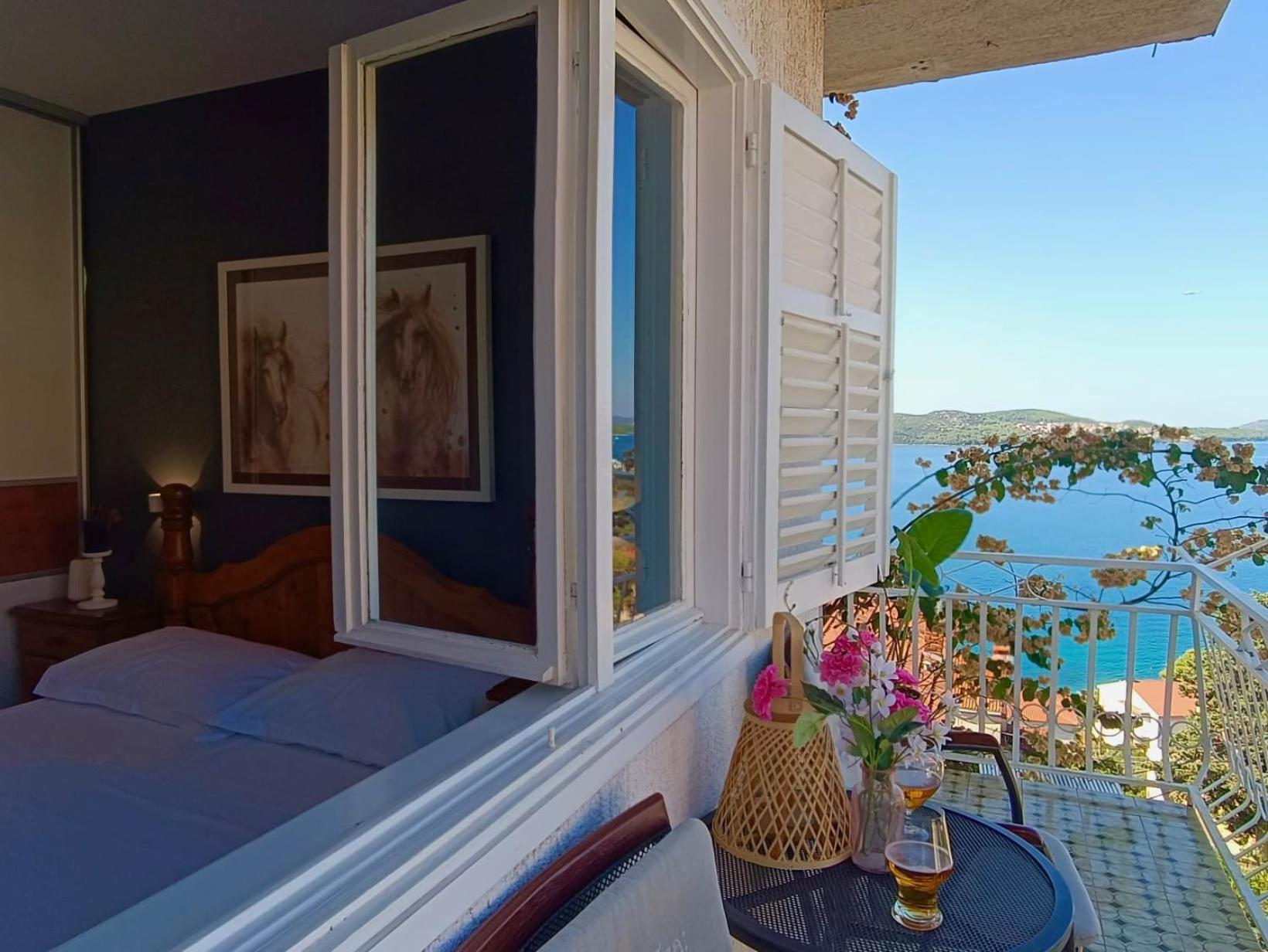 Apartment Spira Puovica Trogir Exterior photo